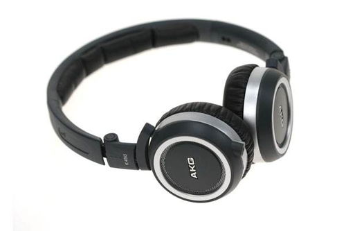 AKG K518與K450頭戴式耳機(jī)性能對(duì)比分析